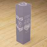 Caja Para Vino Foto de la bodega Pearl 30 aniversario del boda<br><div class="desc">30.ª caja de regalo de Aniversario de la Perla, vino o licor. Hermosas perlas en el corazón con una plantilla de fotografía Boda Aniversario empaquetado de la caja de vinos. Personalizar con el nombre de su destinatario o detalles de su familia y foto. El año del 30 aniversario está tradicionalmente...</div>