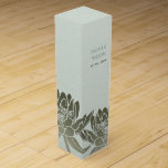 CAJA PARA VINO GLAMOROSO PALE BLUE SILVER LOTUS FLORES MONOGRAMA<br><div class="desc">Si necesita más personalización o cualquier otro elemento que coincida,  no dude en ponerse en contacto conmigo en yellowfebstudio@gmail.com</div>
