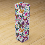 Caja Para Vino Patrón De Mariposas Y Flores Retro Coloridas<br><div class="desc">Las mariposas retro coloridas y el patrón de flores de Guay El diseño está disponible en otros productos y puede solicitarse en cualquier producto que Zazzle ofrezca.</div>