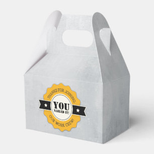 Cajas de favoritas de partido con temas de constru