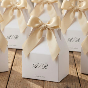 Cajas de regalo de boda con caligrafía elegante y 