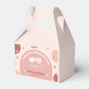 Cajas de regalo de cumpleaños con calabaza retro r