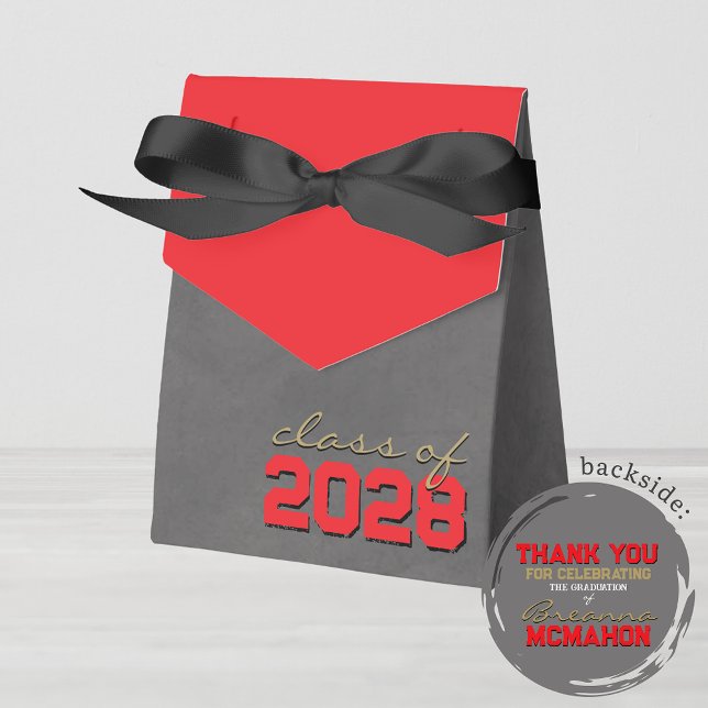 Cajas de regalo de la graduación de la pizarra de  (Red & Bronze Gold Chalkboard Graduation Favor Boxes. With Personalization on Back)