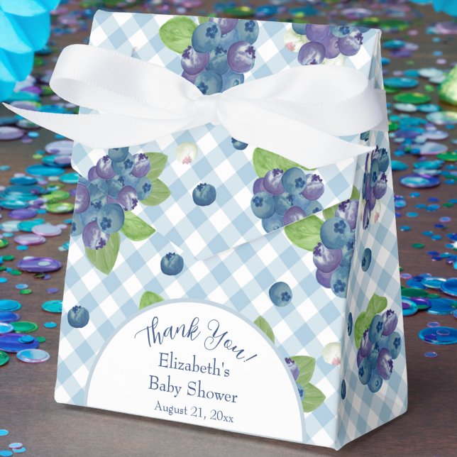Cajas de regalos de shower de bebé con gingham azu (Subido por el creador)