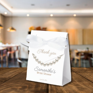 Cajas de regalos minimalistas para baby shower de 