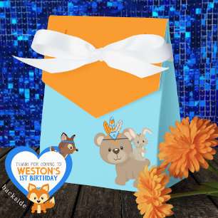 Cajas favoritas de un oso salvaje y de un oso azul