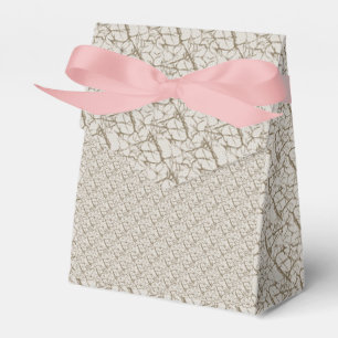 cajas para regalos. Tratamientos modernos, dorados