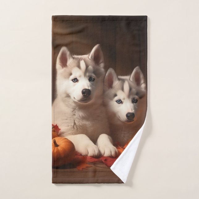 Calabaza deslumbrante siberiana Husky Puppy otoño (Toalla de mano)