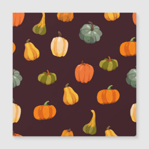 Calabazas coloridas: Elegancia oscura de otoño.