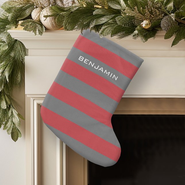 Calcetín Navideño Grande Bandas de rugby rojas y grises con nombre personal (Personalized Christmas Stocking)