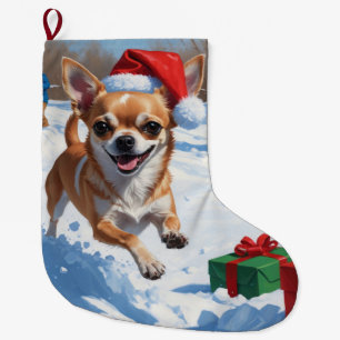 Calcetín Navideño Grande Chihuahua corriendo en la nieve con sombrero de Na