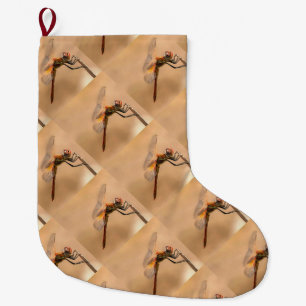 Calcetín Navideño Grande Dragonfly pintado aislado contra Ecru