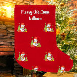 Calcetín Navideño Grande Feliz Navidad Cute Snowman Tree personalizada<br><div class="desc">Personalizar el texto, y crea fácilmente tus Navidades personalizados. Puede TRANSFERIR este DISEÑO a otros productos de Zazzle y ajustarlo para que se ajuste a la mayoría de los artículos de Zazzle. Los diseños de Standard Studio se realizan en gráficos de alta resolución para una impresión profesional. Gracias por elegir...</div>
