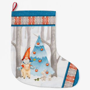 Calcetín Navideño Grande Gnome de Tomte nórdico y cerdo en el bosque