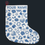 Calcetín Navideño Grande Hanukkah Chanukah Azul Navidades modernos judíos<br><div class="desc">Hanukah,  menorah,  decoración de la casa,  decoración de Hanukkah,  menorah colorida,  diciembre judío,  media menorah,  personalizado,  festival de luces, </div>