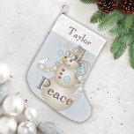 Calcetín Navideño Grande Paz - Personalizado azulado ligero azulado Steampu<br><div class="desc">La tecnología se une a la naturaleza mientras el muñeco de nieve de vapor mecánico sostiene una paloma blanca inocente en la mano. Este lindo personalizado original hace medias únicas de Navidades con texto personalizado para los niños.</div>