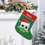 Calcetín Navideño Grande Personalizado de búho de Navidades curados<br><div class="desc">Este bonito Navidad de búhos personalizado presenta un hermoso pájaro con los lindos ojos Kawaii en verde y rojo feriado.</div>