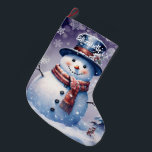 Calcetín Navideño Grande Winter Forest Snowman | Morado<br><div class="desc">Añada un toque festivo a su manto de chimenea esta temporada navideña con un violeta Navidades de invierno del bosque de invierno. El diseño de Stocking design incluye un lindo muñeco de nieve con un bonito sombrero superior y una bufanda parados en una escena del bosque invernal con caída de...</div>