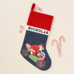 Calcetín Navideño Motocross de motocicleta personalizada<br><div class="desc">Regalo de vacaciones creativas para motociclistas,  que incluye a Santa Biker montando una motocicleta. Para personalizar el texto de edición para añadir el nombre de tu motociclista favorito.</div>