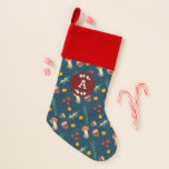 Calcetín Navideño Mushroom de Foraging Winter<br><div class="desc">Decore su chimenea con un tema de invierno. Este adorable Navidad personalizado presenta un patrón de forraje otoño/invierno de bellotas, hojas huecas, setas rojas, agujas de pino y bayas. El fondo es una marina oscura, ¡pero se puede personalizar a cualquier cosa! Añade ese toque especial y único a tu decoración...</div>
