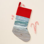 Calcetín Navideño Navidades de Beach Ocean personalizados haciendo o<br><div class="desc">El Personalized Beach Ocean Navidades Stocking cuenta con la tranquila costa azul y blanca de Melbourne en Australia. Este impresionante almacén de Navidades atraerá la atención de Santa. Con elegantes y modernas letras blancas, puede personalizar el texto para añadir su propio nombre o monograma familiar. Añada esta decoración especial de...</div>