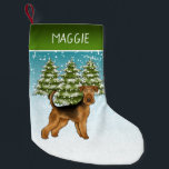 Calcetín Navideño Pequeño Airedale Terrier Dog Snowy Winter Forest and Name<br><div class="desc">El personalizado original de Destei ilustracion de un lindo perro de la raza Airedale Terrier. El perro es colocado en una escena invernal con tres abetos verdes y la caída de la nieve. El fondo es un degradado de azul a blanco que da al diseño ese aspecto frío del invierno....</div>