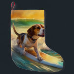 Calcetín Navideño Pequeño Beagle Beach Surfing Painting<br><div class="desc">Sumérgete en el mundo lúdico de la aventura canina con esta pintura cautivadora. Un perro animado lleva a las olas, subiendo con habilidad al surf en una playa con sol. El vibrante arte captura bellamente la esencia de la emoción en la playa mientras el perro recorre sin miedo las olas,...</div>