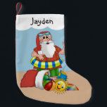 Calcetín Navideño Pequeño Cute Santa Beach Tropical<br><div class="desc">Esta linda población de Santa Navidades tiene a Santa en una playa y lista para los Navidades. O puedes verlo de vacaciones. Si durante los Navidades en tu parte del mundo hace calor y hace sol, ¡esto es perfecto para ti y tus hijos! Personalice esta reserva con su nombre o...</div>