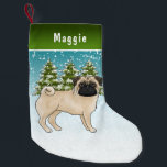 Calcetín Navideño Pequeño Fawn Pug Cute Cartoon Dog Snowley Winter Forest<br><div class="desc">El original ilustracion personalizado de Destei de un lindo perro de raza Pug color abrigo. El perro es colocado en una escena invernal con tres abetos verdes y la caída de la nieve. El fondo es un degradado de azul a blanco que da al diseño ese aspecto frío del invierno....</div>