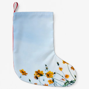 Calcetín Navideño Pequeño Fotografía cercana de las flores amarillas