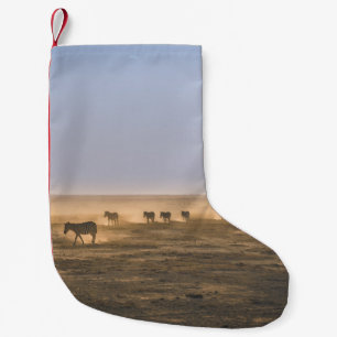 CALCETÍN NAVIDEÑO PEQUEÑO HERD DE ZEBRA EN EL CAMPO DE LA ARENA