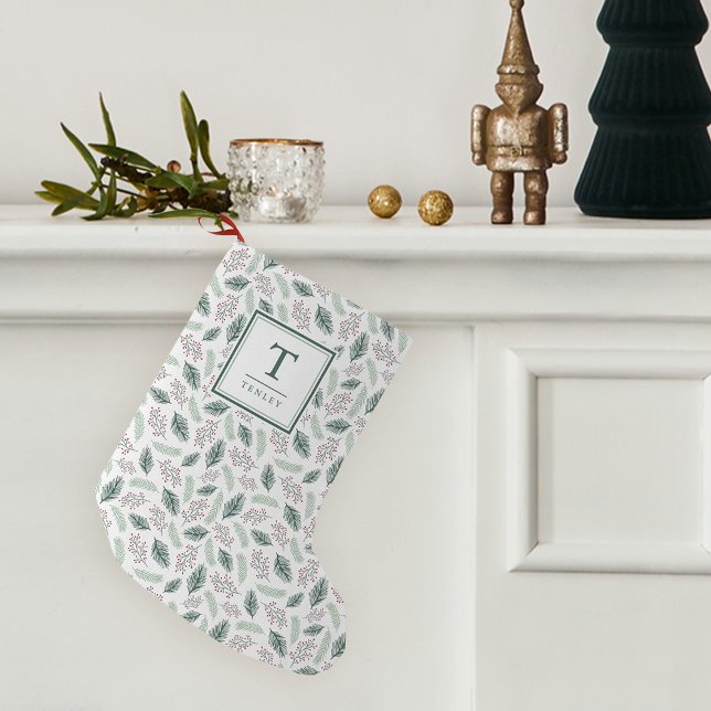 Calcetín Navideño Pequeño Holly y Pine | Monogramado (Subido por el creador)