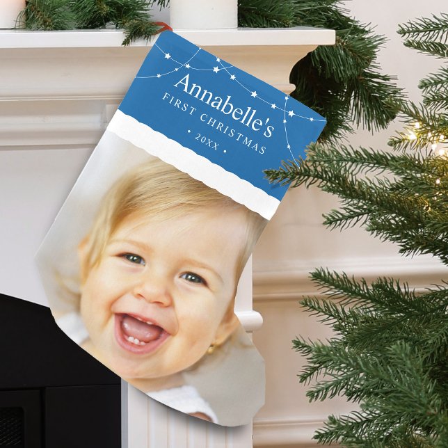 Calcetín Navideño Pequeño La primera foto de Navidad del bebé azul (Baby's First Christmas Photo Blue Small Christmas Stocking)
