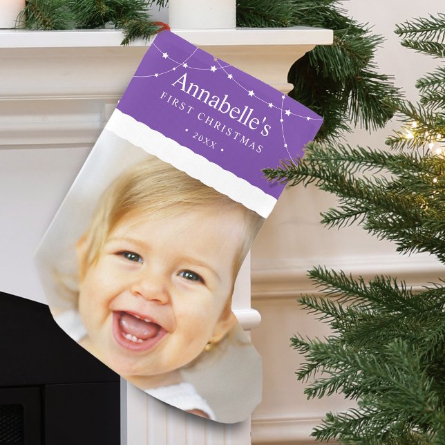 Calcetín Navideño Pequeño La primera foto de Navidad del bebé morada (Baby's First Christmas Photo Purple Small Christmas Stocking)