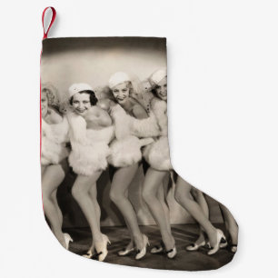 Calcetín Navideño Pequeño Línea de chicas de coro en furvintage blanco, retr