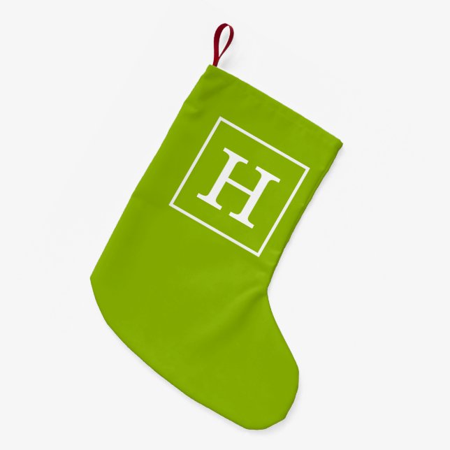 Calcetín Navideño Pequeño Monograma inicial con marco verde de Apple (Frente (Colgado))