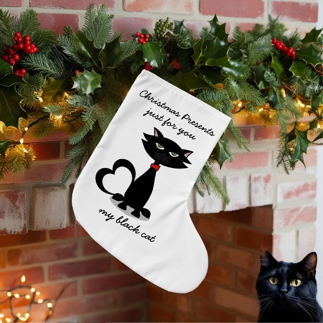 Calcetín Navideño Pequeño Navidades personalizados defendiendo gatos negros (My black cat loves presents any time of year and I made this for her.)