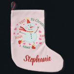 Calcetín Navideño Pequeño Navidades rosados felices de Snowman<br><div class="desc">Este caldero cuenta con un alegre muñeco de nieve. Personalizarlo con un nombre.</div>