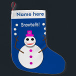 Calcetín Navideño Pequeño Navidades Snowlady Malabando bolas de nieve Person<br><div class="desc">Esta impresionante cadena de Navidades presenta a una encantadora dama de nieve Navidad usando un gorra floral y bonito rosa. Ella tiene mejillas rosadas y una gran sonrisa. Su palo como los brazos están arriba en el aire y ella está haciendo malabares con bolas de nieve. Hay un texto entre...</div>