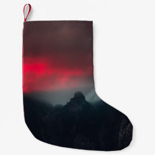 Calcetín Navideño Pequeño Nubes, niebla y montañas ardiendo