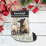 Calcetín Navideño Pequeño Oveja de Suffolk Botánico de Francia<br><div class="desc">Cute,  Suffolk Ewe y su hijo detrás de la vegetación del eucalipto botánico. Camarera,  vintage,  victoriano,  con carteles en un fondo de tablero de madera,  blanco y gastado. Perfecto para una casa de campo rústica o un ambiente campestre francés con Navidades.</div>