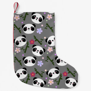 Calcetín Navideño Pequeño Panda de Kawaii en gris