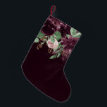 Calcetín Navideño Pequeño Pasiones amorosas | Dramático modelo de Rosa de vi<br><div class="desc">El drama y la intriga se funden con la elegancia sofisticada en esta paleta de colores de tono jovial con acuarela pintada a mano floral en lujosos tonos violeta de vino, burdeos y sangría polvorienta adornada con acentos botánicos verdes. De la colección "Boho Bloom", esta disposición incluye un rico ramo...</div>
