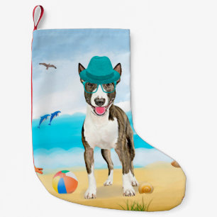 Calcetín Navideño Pequeño Perro de Bull Terrier en la playa