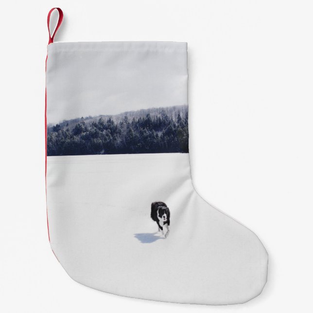 CALCETÍN NAVIDEÑO PEQUEÑO PERRO EN UNA LLAMADA DE NIEVE (Anverso)