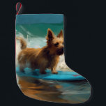 Calcetín Navideño Pequeño Pintado de surf en Australian Terrier Beach<br><div class="desc">Sumérgete en el mundo lúdico de la aventura canina con esta pintura cautivadora. Un perro animado lleva a las olas, subiendo con habilidad al surf en una playa con sol. El vibrante arte captura bellamente la esencia de la emoción en la playa mientras el perro recorre sin miedo las olas,...</div>