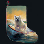 Calcetín Navideño Pequeño Pintura americana de surf en Eskimo Beach<br><div class="desc">Sumérgete en el mundo lúdico de la aventura canina con esta pintura cautivadora. Un perro animado lleva a las olas, subiendo con habilidad al surf en una playa con sol. El vibrante arte captura bellamente la esencia de la emoción en la playa mientras el perro recorre sin miedo las olas,...</div>