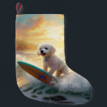Calcetín Navideño Pequeño Pintura de surf de Bichon Frise Beach<br><div class="desc">Sumérgete en el mundo lúdico de la aventura canina con esta pintura cautivadora. Un perro animado lleva a las olas, subiendo con habilidad al surf en una playa con sol. El vibrante arte captura bellamente la esencia de la emoción en la playa mientras el perro recorre sin miedo las olas,...</div>