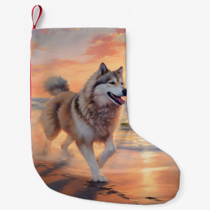 Calcetín Navideño Pequeño Sandy Paws Perro Malamute de Alaska en la puesta d