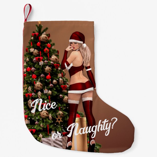 Calcetín Navideño Pequeño Sexy Santa Chica cerca del árbol de Navidad (Anverso)